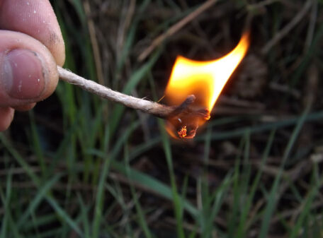 EDC Fire Kit Tinder Stick Match